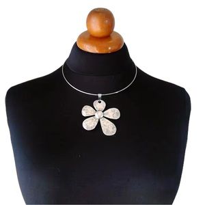 Boho Hammered Silver Large Flower Choker Necklace